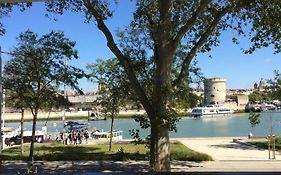 Vue exceptionnelle sur les Tours ! Charme et tranquillité